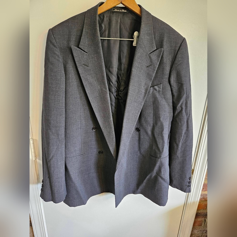 Men's Italian made dark grey wool sport coat sz44L